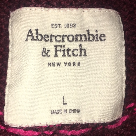 sweater - Picture 3 of 3